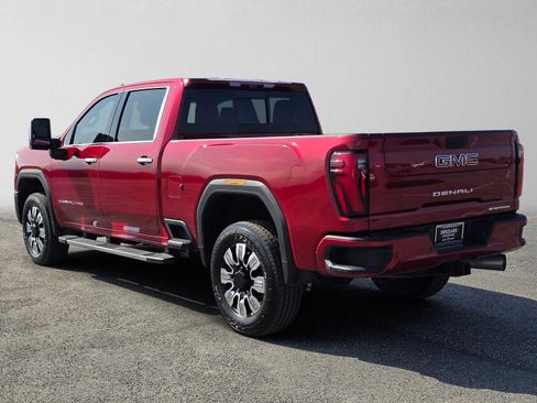 Used 2024 GMC Sierra 2500 Denali w/ Denali Reserve Package AWD/4WD image 5