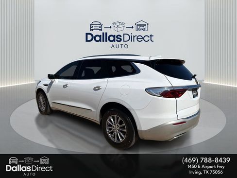 Used 2023 Buick Enclave Essence image 8