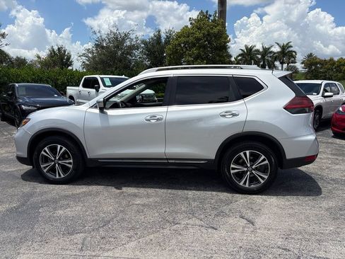 Used 2018 Nissan Rogue SL AWD/4WD image 12