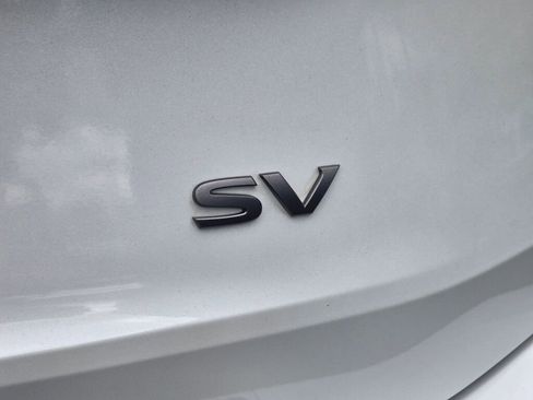 Used 2024 Nissan Rogue SV w/ SV Premium Package FWD image 14
