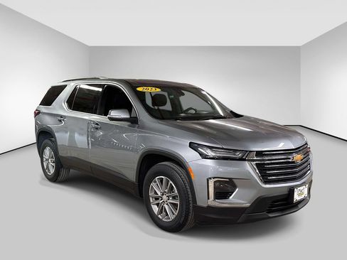Used 2023 Chevrolet Traverse LT AWD/4WD image 7