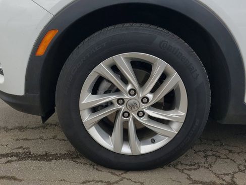 Used 2025 Buick Envista Preferred image 9