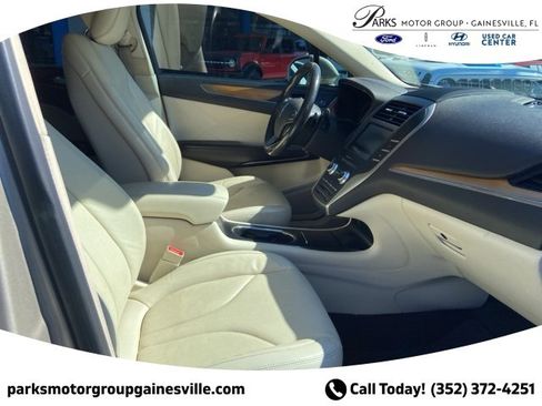 Used 2015 Lincoln MKC FWD w/ Equipment Group 102A Reserve image 16