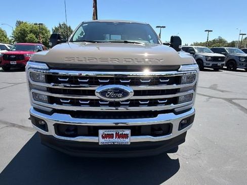 New 2026 Ford F250 Lariat w/ FX4 Off-Road Package AWD/4WD image 8