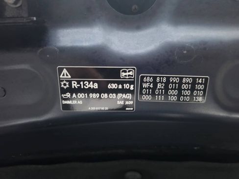 Used 2015 Mercedes-Benz C 300 Sedan image 23