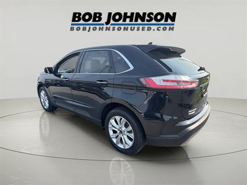 Used 2020 Ford Edge Titanium image 5