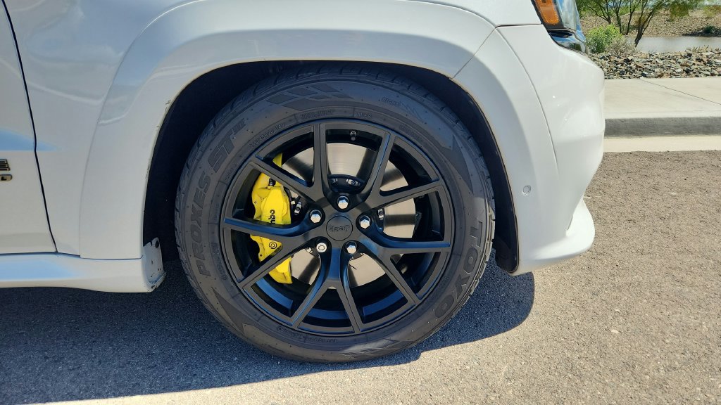 Used 2018 Jeep Grand Cherokee Trackhawk AWD/4WD image 31