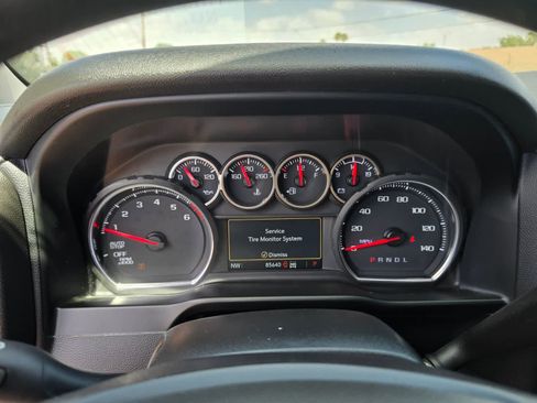 Used 2022 Chevrolet Silverado 1500 Custom Trail Boss w/ Safety Confidence Package AWD/4WD image 19