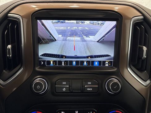 Used 2022 Chevrolet Silverado 3500 High Country w/ Z71 Off-Road Package image 35