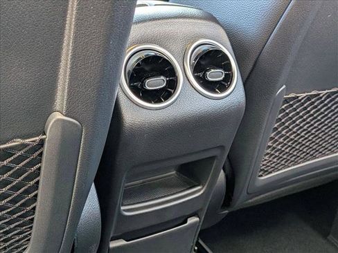 Used 2025 Mercedes-Benz GLA 35 AMG 4MATIC image 17