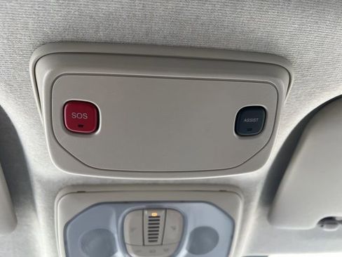 Used 2024 RAM ProMaster 2500 w/ Convenience Group image 18