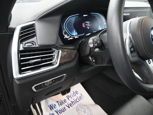 Certified 2023 BMW X5 xDrive45e w/ M Sport Package image 16