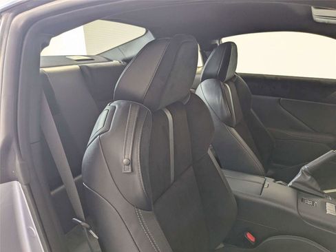 Used 2024 Toyota GR86 Premium RWD image 38