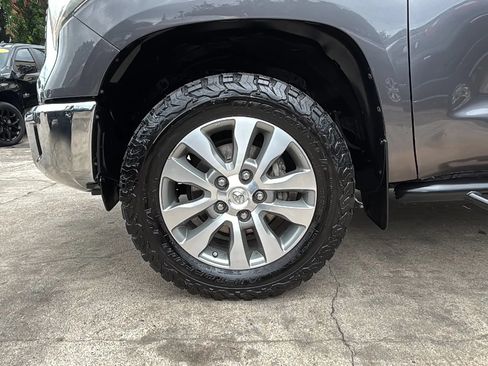 Used 2017 Toyota Tundra Limited w/ Limited Premium Package AWD/4WD image 30