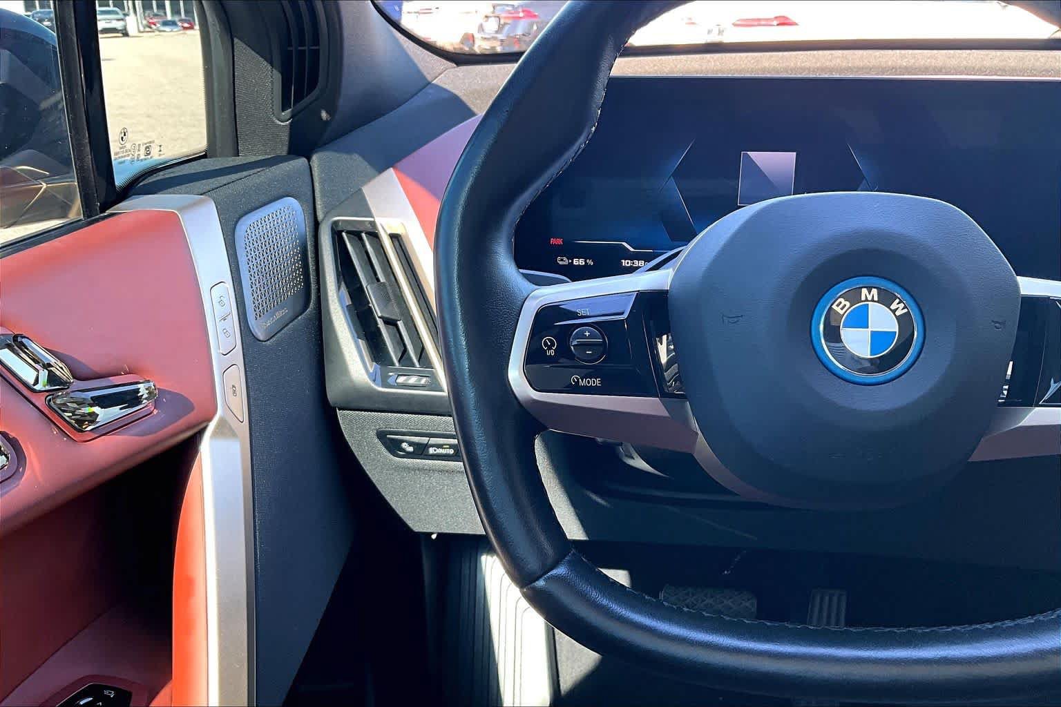 Used 2024 BMW iX M60 AWD/4WD image 26