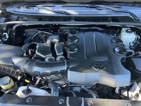 Used 2018 Toyota 4Runner Limited image 26