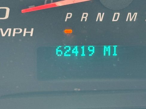 Used 2015 Chevrolet Express 2500 image 15