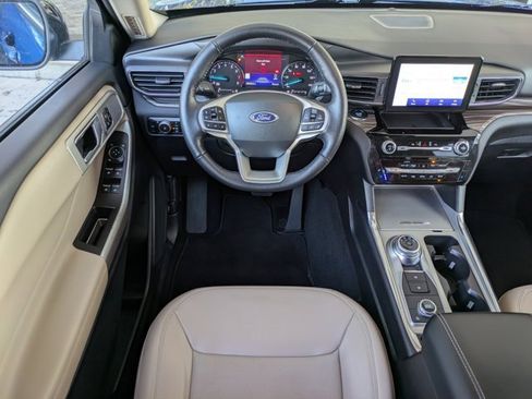 Certified 2023 Ford Explorer Limited w/ Equipment Group 301A image 14