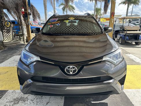 Used 2016 Toyota RAV4 LE FWD image 2