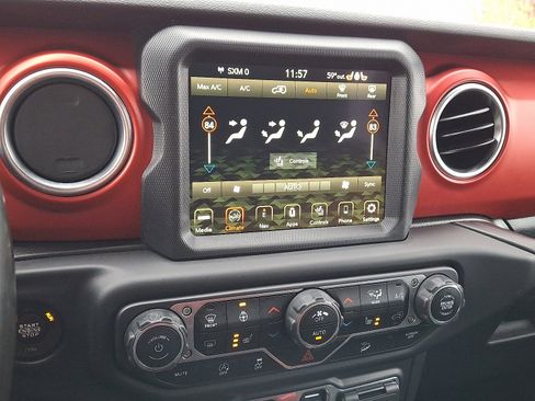 Used 2021 Jeep Wrangler Unlimited Rubicon image 15