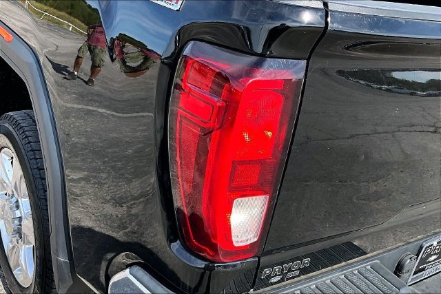 Used 2020 GMC Sierra 2500 SLE w/ SLE Value Package; AWD/4WD image 24