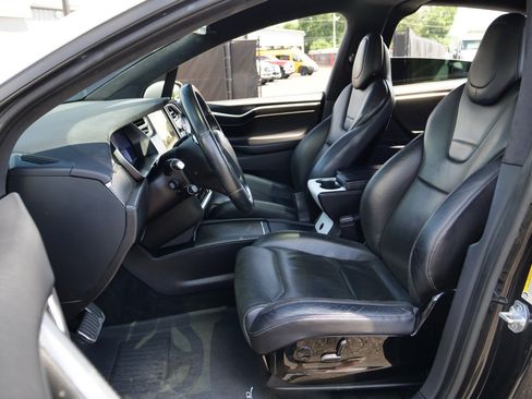Used 2016 Tesla Model X 90D AWD/4WD image 3