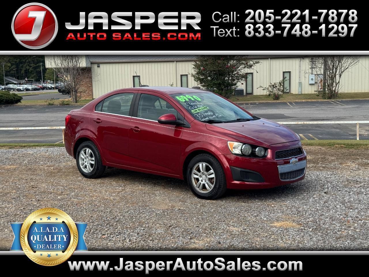 Used 2015 Chevrolet Sonic LT FWD image 1