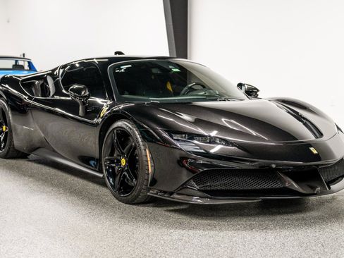 Used 2024 Ferrari SF90 Stradale image 3