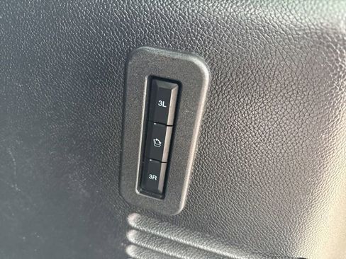 Used 2017 Ford Expedition EL Platinum RWD image 22