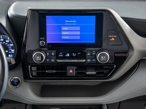 Certified 2023 Toyota Highlander LE image 23