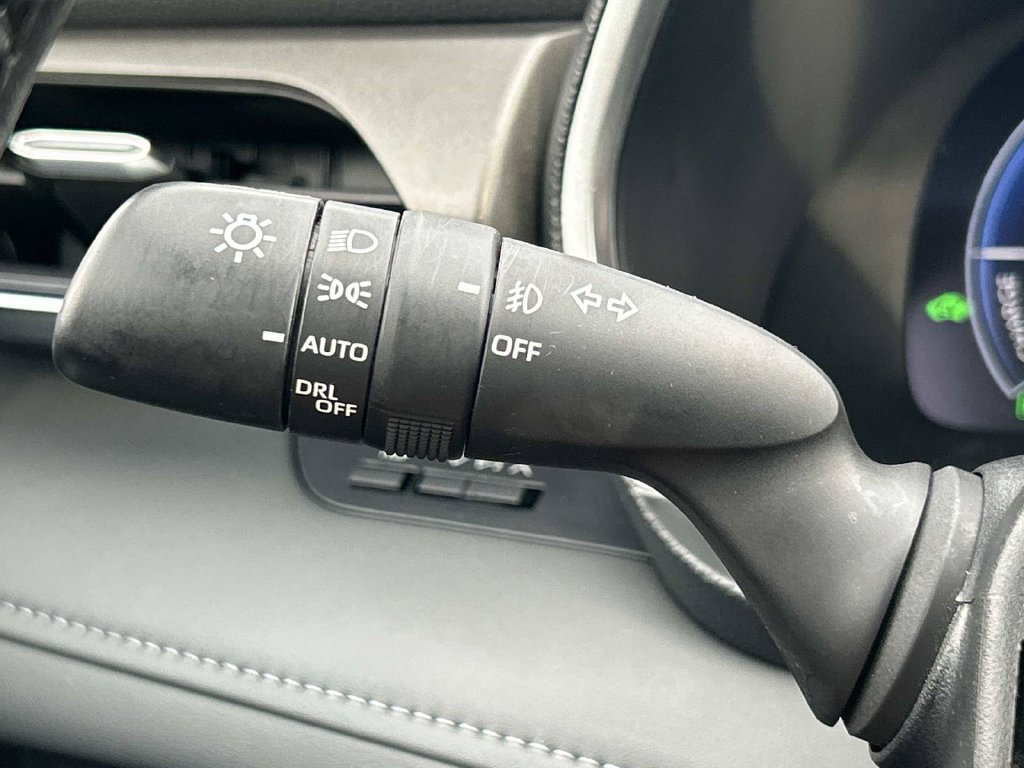 Used 2023 Toyota Highlander Limited AWD/4WD image 37