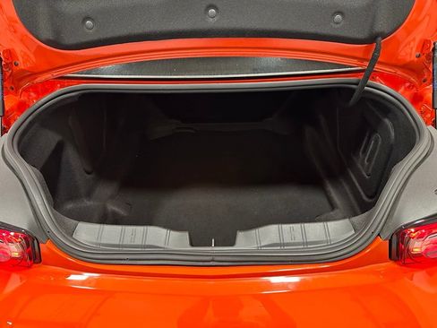 Used 2021 Chevrolet Camaro SS RWD image 43