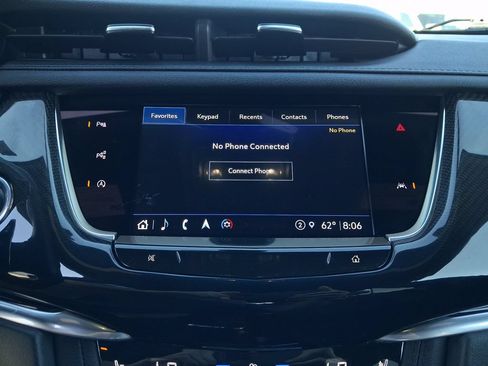 Used 2024 Cadillac XT6 Sport w/ Technology Package AWD/4WD image 12