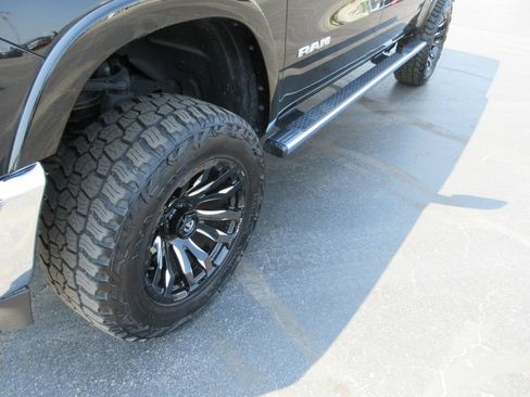 Used 2024 RAM 1500 Limited AWD/4WD image 14