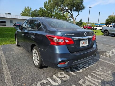 Used 2016 Nissan Sentra SV FWD image 9