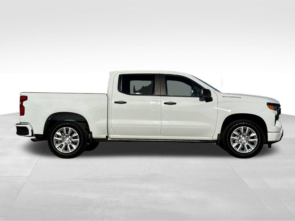 Used 2023 Chevrolet Silverado 1500 Custom RWD image 6