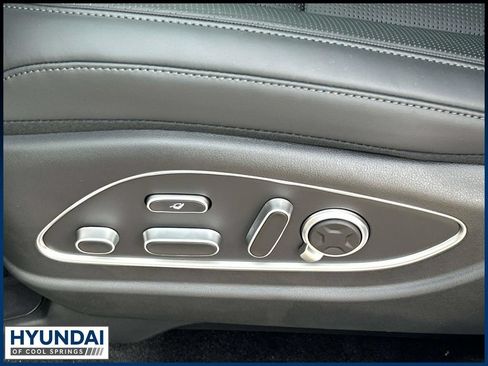 New 2026 Hyundai Palisade Calligraphy FWD image 16