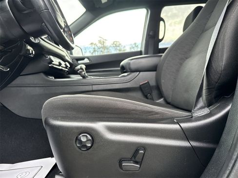 Used 2023 Dodge Durango SXT Launch Edition image 12