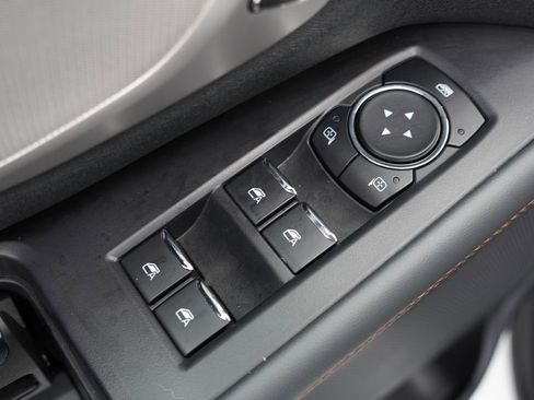 Certified 2025 Ford Expedition Active image 25