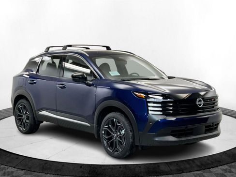 New 2026 Nissan Kicks SR w/ SR Premium Package image 7