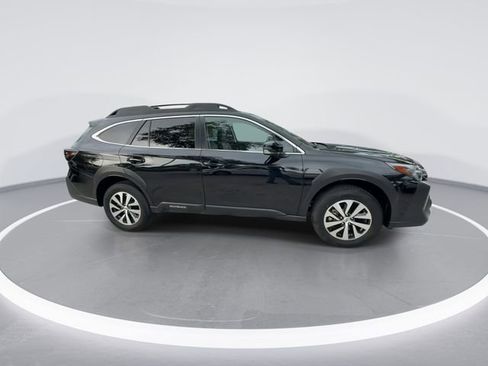 Certified 2024 Subaru Outback Premium AWD/4WD image 9