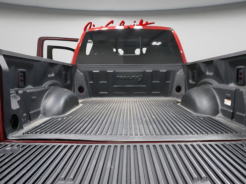 Used 2025 Ford F250 Platinum AWD/4WD image 35