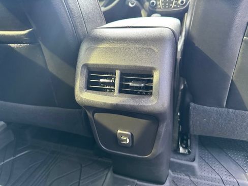 Used 2024 Chevrolet Equinox RS FWD image 14