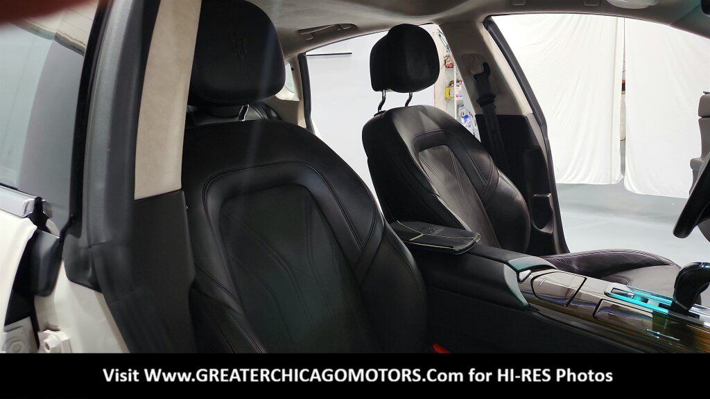 Used 2014 Maserati Quattroporte GTS RWD image 24