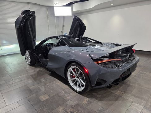 New 2026 McLaren 750S Spider image 27