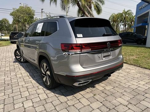 Used 2024 Volkswagen Atlas SEL AWD/4WD image 12