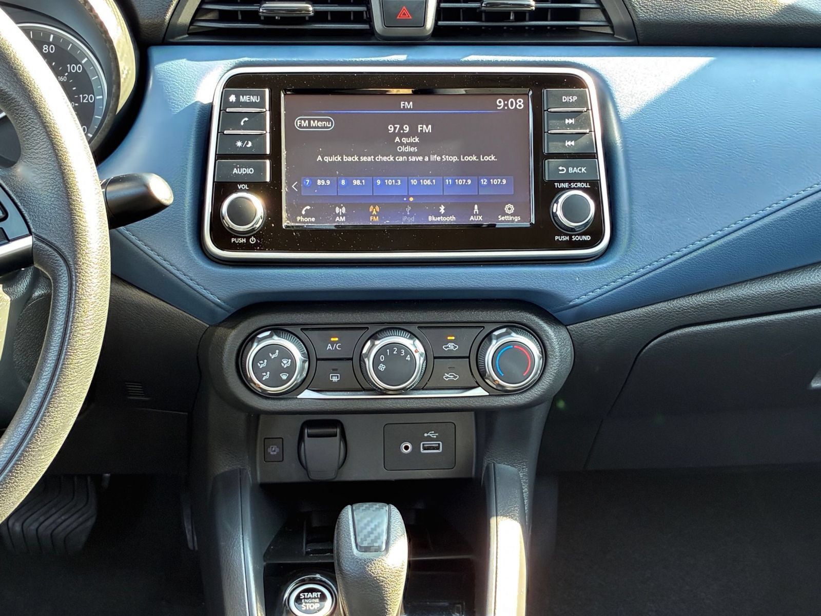 Used 2025 Nissan Versa SV FWD image 16