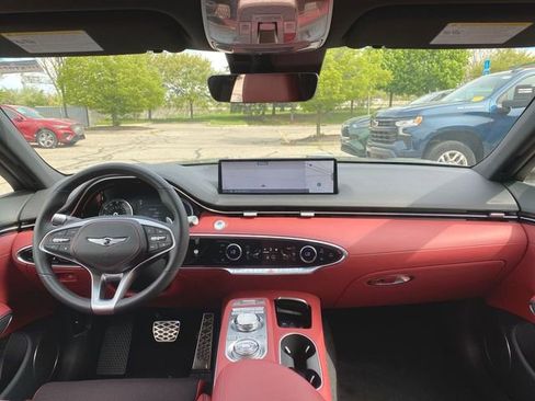 Used 2025 Genesis GV70 3.5T Sport AWD/4WD image 21