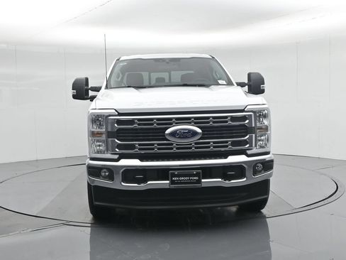 New 2026 Ford F250 XLT w/ FX4 Off-Road Package AWD/4WD image 28