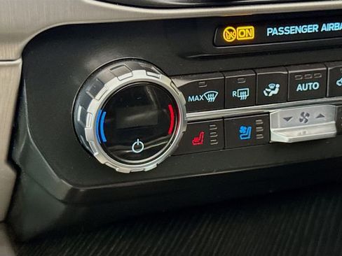 Used 2022 Ford F350 Platinum w/ Tremor Off-Road Package image 20